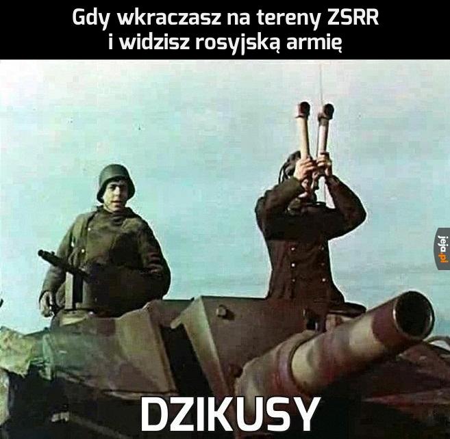 https://pobierak.jeja.pl/images/b/4/d/357412_holota-jedna.jpg
(When you enter the USSR territory and see the Russian army. SAVAGES)